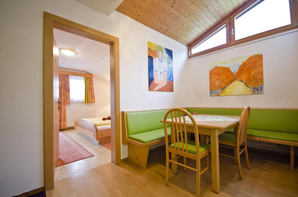 Apart-Pension Wasserfall Neustift im Stubaital Δωμάτιο φωτογραφία