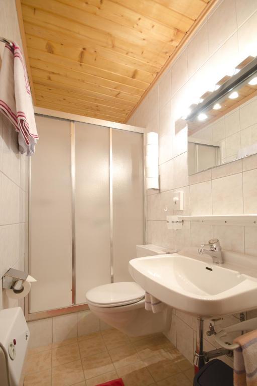 Apart-Pension Wasserfall Neustift im Stubaital Δωμάτιο φωτογραφία
