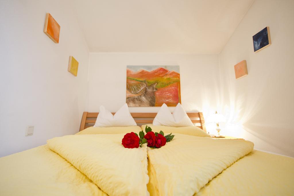 Apart-Pension Wasserfall Neustift im Stubaital Δωμάτιο φωτογραφία